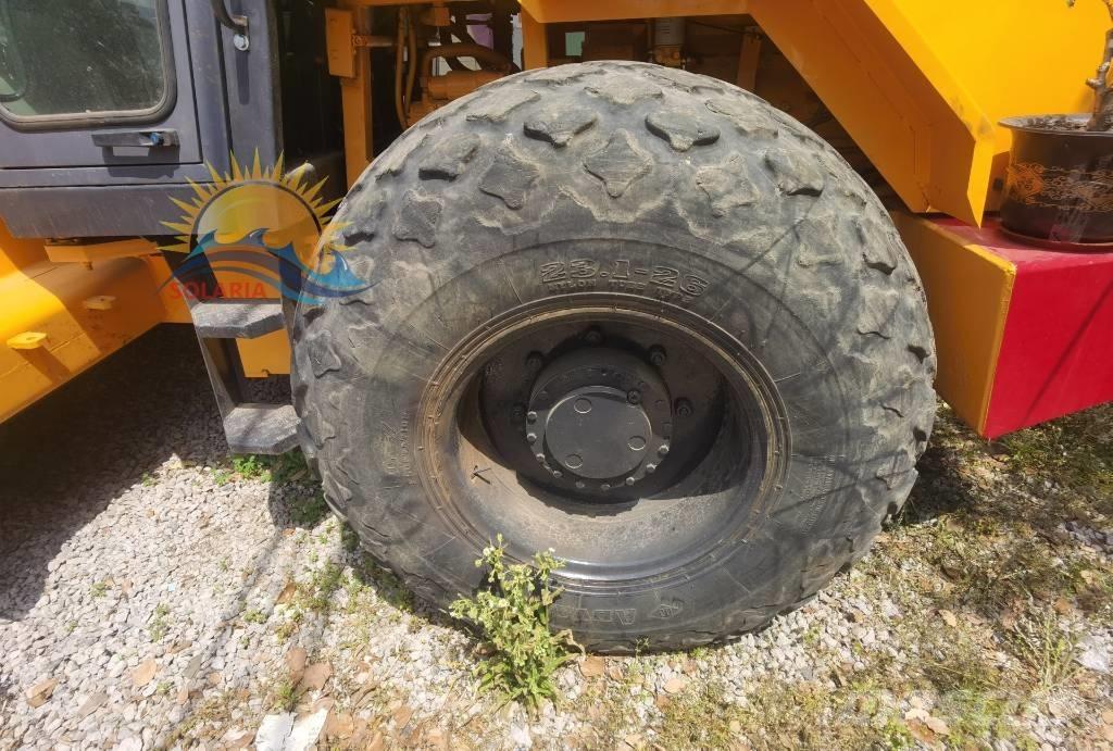 Dynapac CA 251 D Ühe trumliga rullid