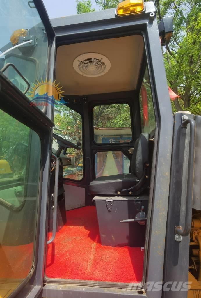 Dynapac CA 251 D Ühe trumliga rullid