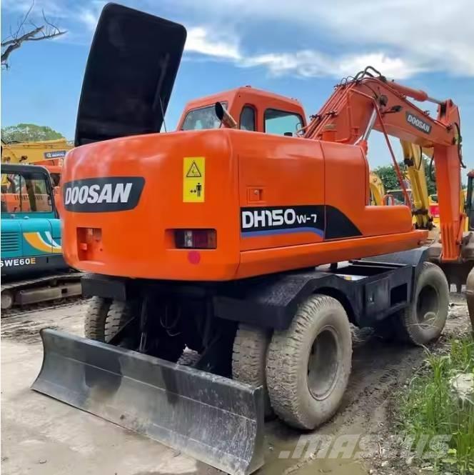 Doosan DH150W-7 Ratasekskavaatorid