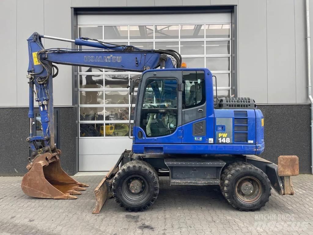 Komatsu PW148-8 Ratasekskavaatorid