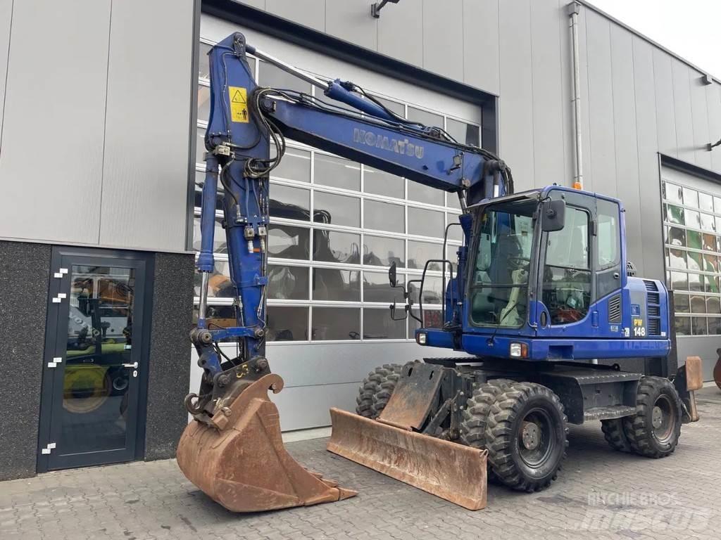 Komatsu PW148-8 Ratasekskavaatorid