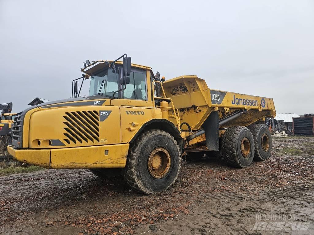 Volvo A25D / a30, a35 Liigendraamiga pinnaseveokid