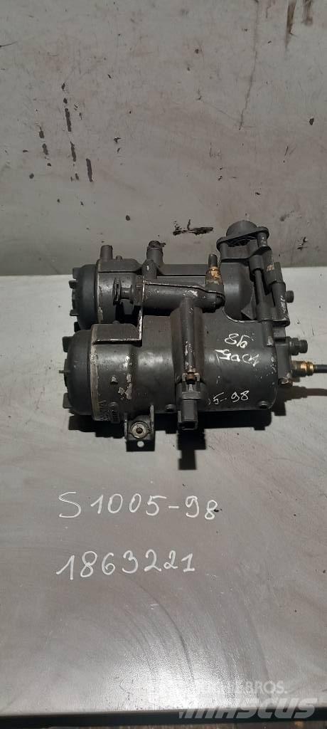 Scania R 440.    1863221 Mootorid