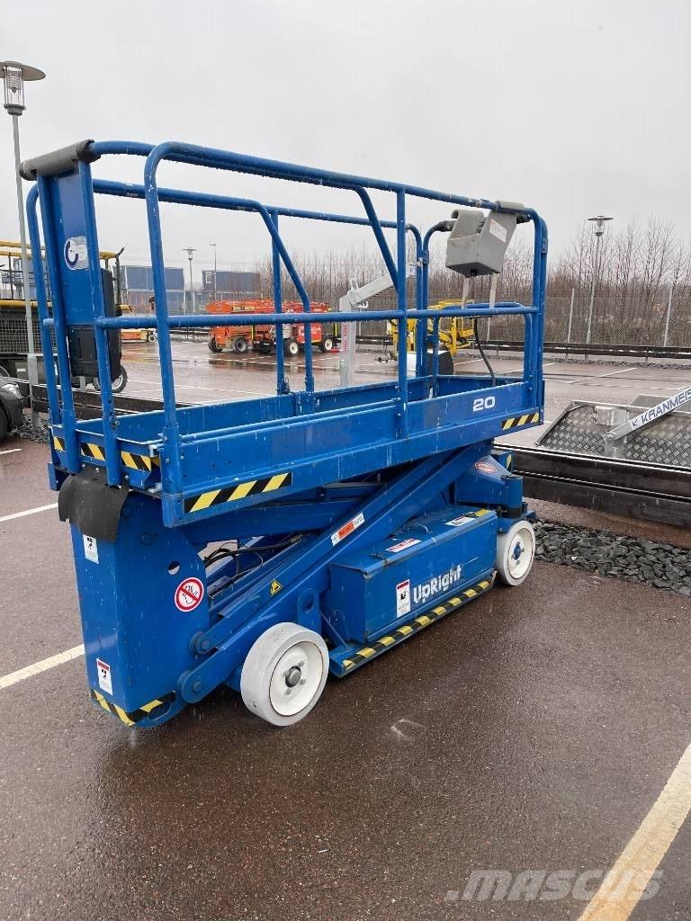 UpRight SL20 Saxlift Käärtõstukid