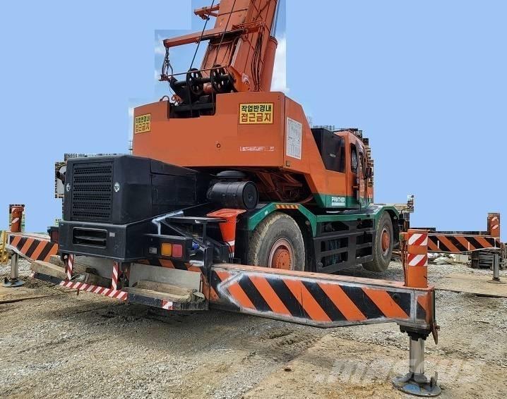 Kobelco RK 500 Raske maastiku tõstukid