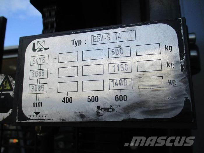 Still EGV S14 Järelkäidavad virnastajad
