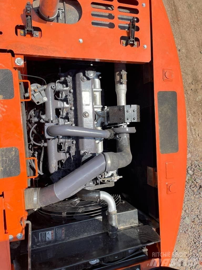 Doosan 150 Ratasekskavaatorid
