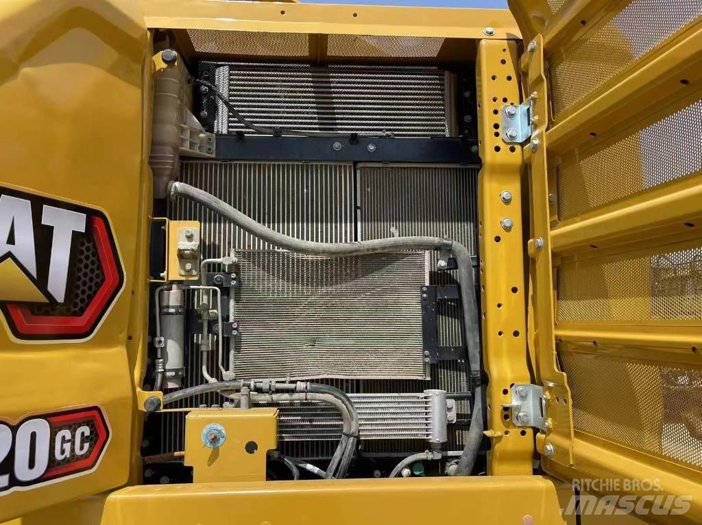 CAT 320gc Roomikekskavaatorid
