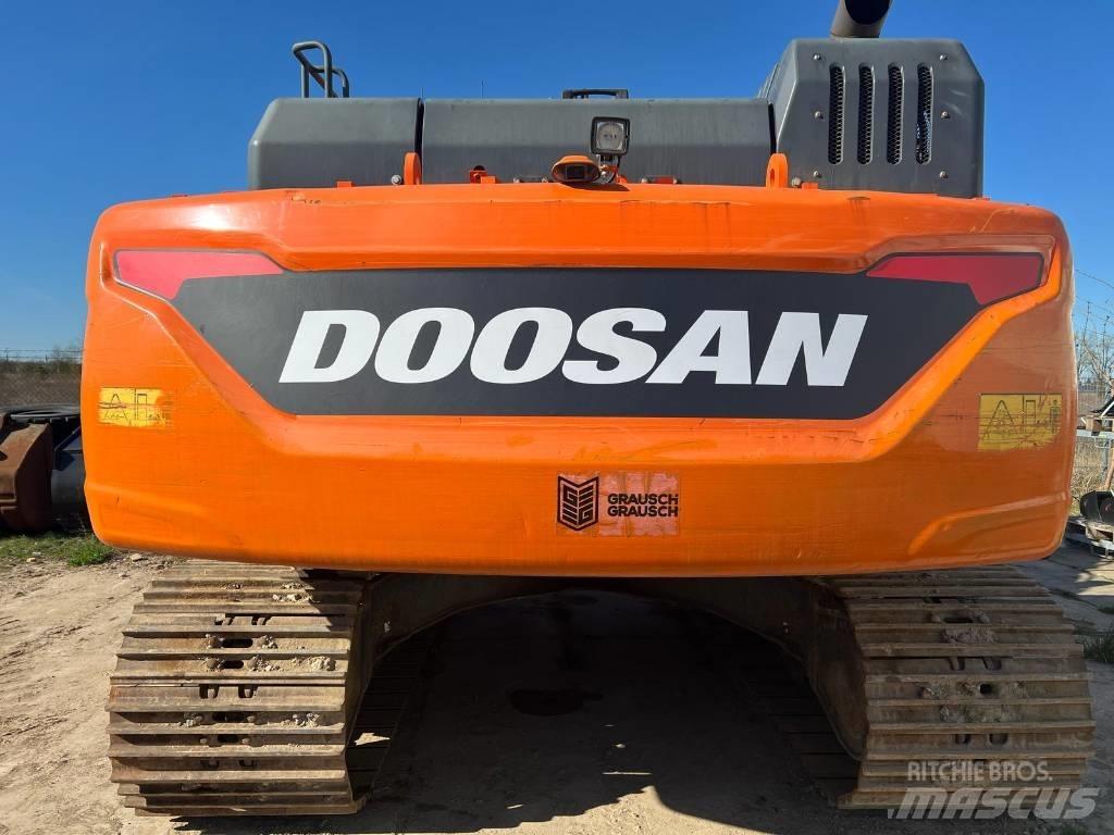 Doosan DX 300 LC-5 Roomikekskavaatorid