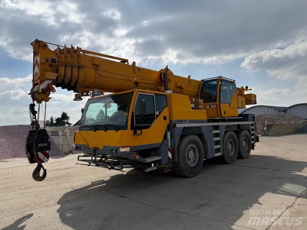 Liebherr LTM1055/1 Maastikutõstukid