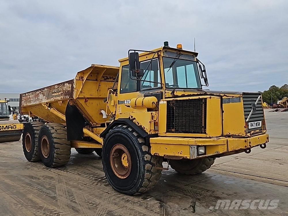 Volvo A 25 C Liigendraamiga pinnaseveokid