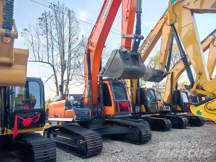 Doosan DH300 Roomikekskavaatorid