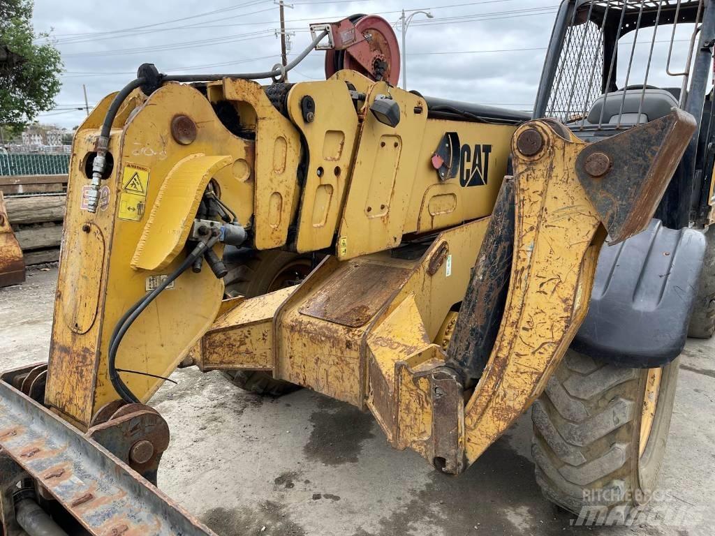 CAT TH 580 B Teleskooplaadurid