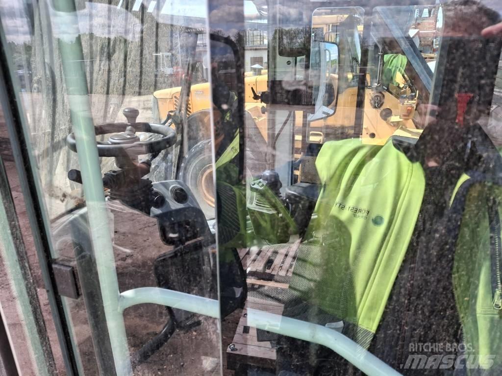 Liebherr L 580 LG Rataslaadurid