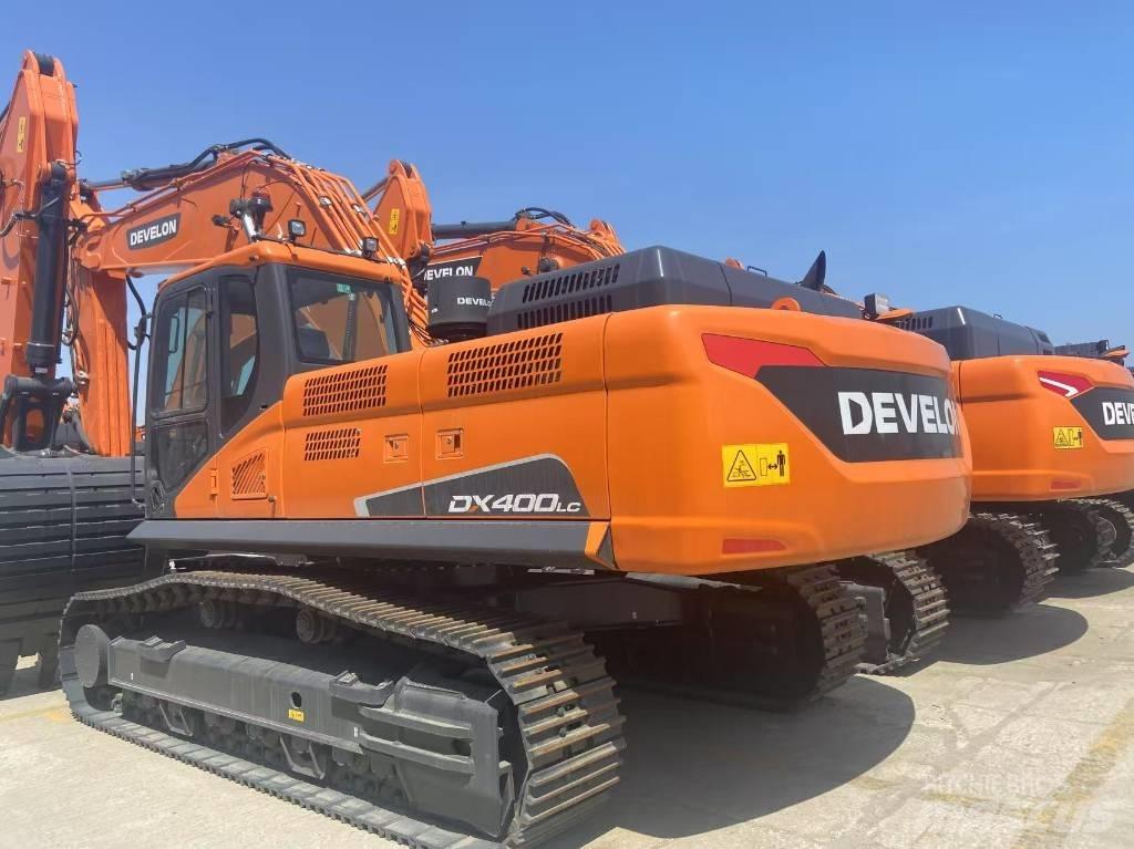 Develon DX 400 Roomikekskavaatorid