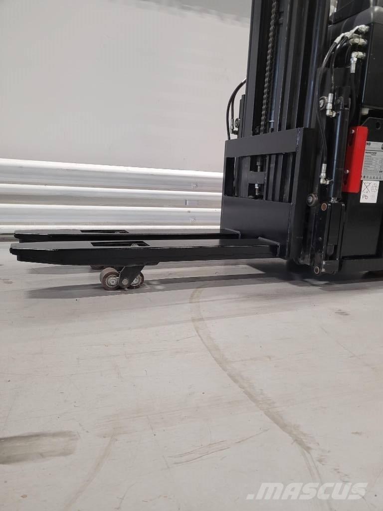 Rocla SST 16 ACI Platvormiga virnastajad