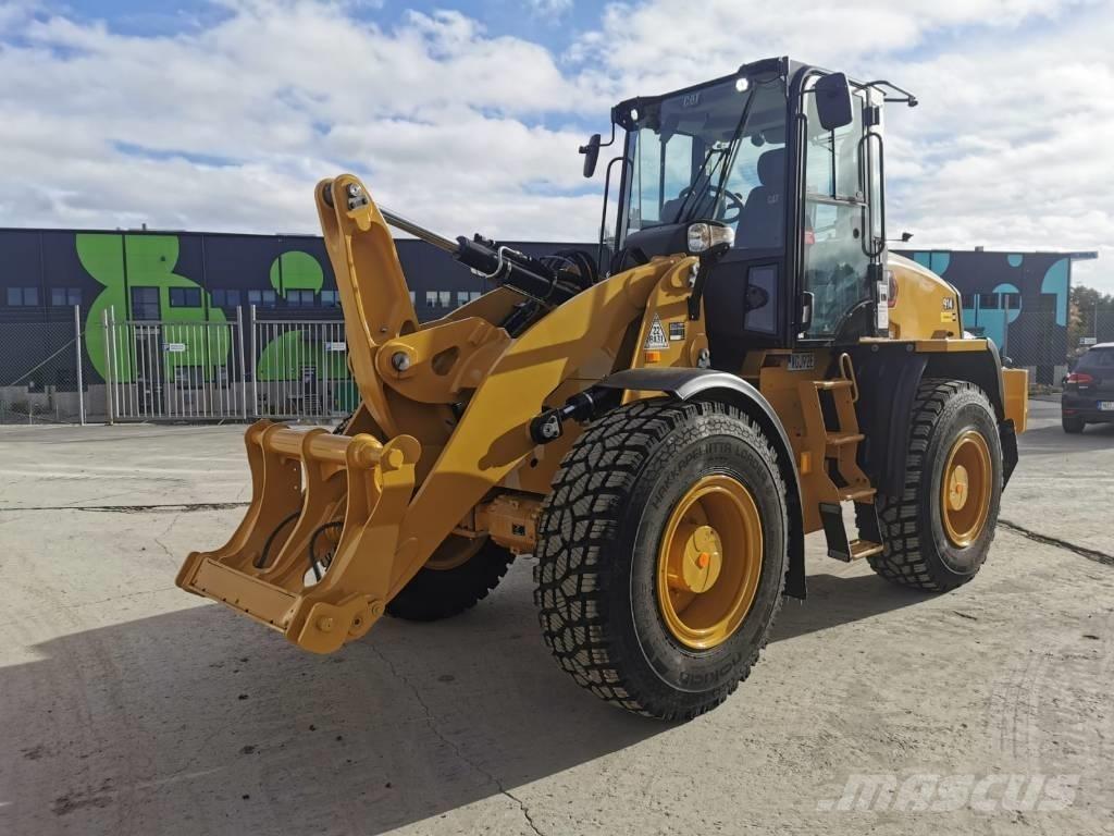 CAT 914 Rataslaadurid
