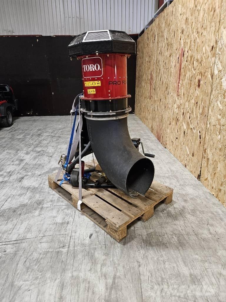 Toro ProForce Jäätmekoristus tehnika