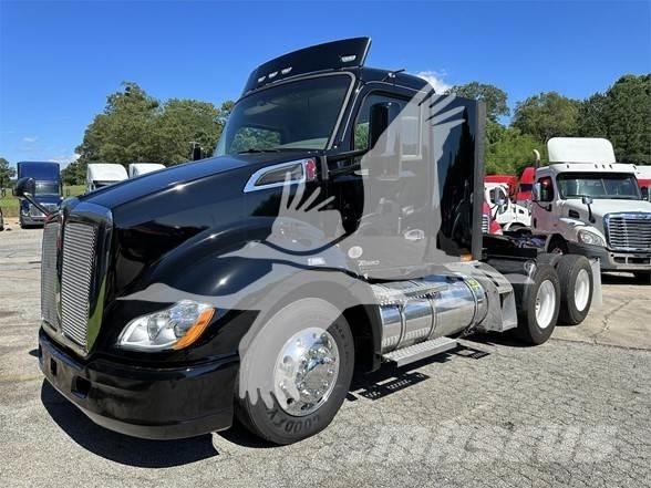 Kenworth T680 Sadulveokid