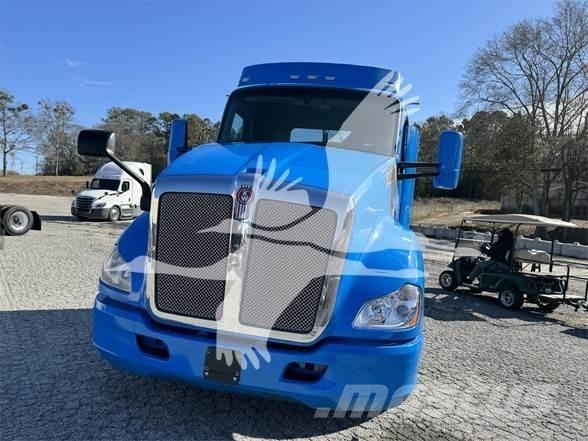 Kenworth T680 Sadulveokid