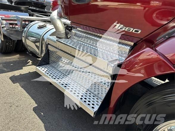 Kenworth T680 Sadulveokid
