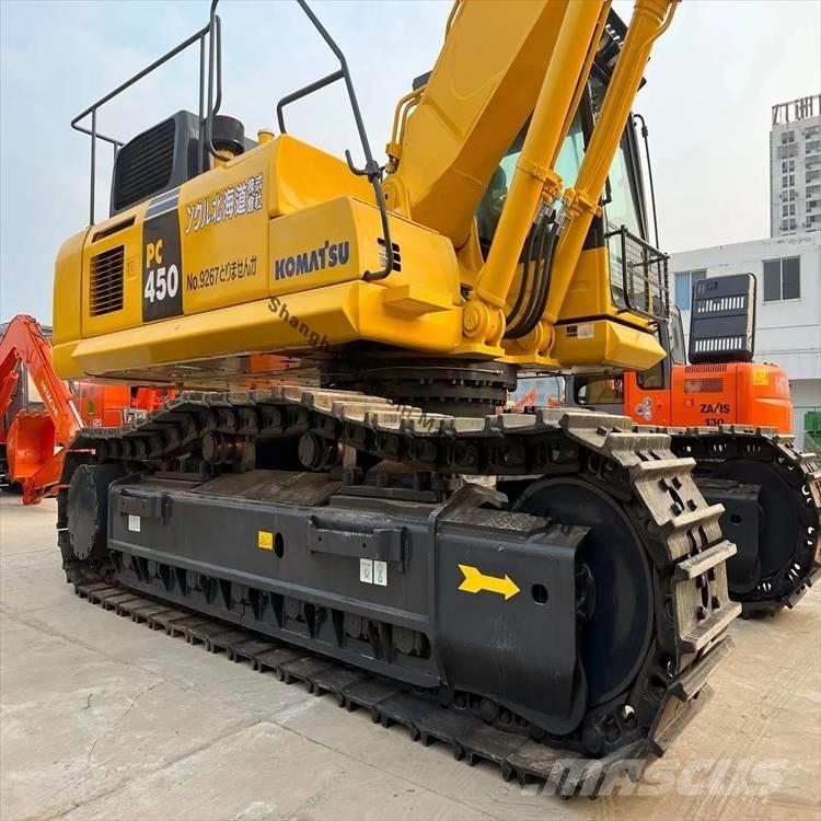 Komatsu 450-8 Roomikekskavaatorid