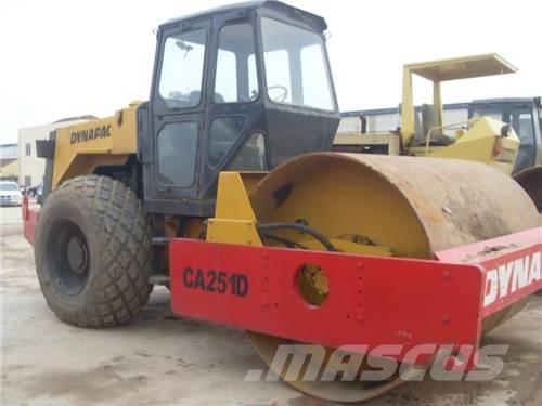 Dynapac CA 25 D Ühe trumliga rullid