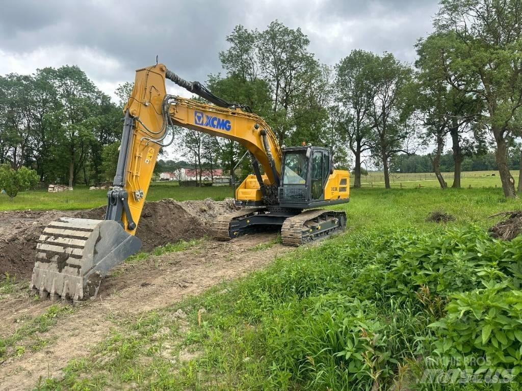 XCMG XE 220 E Roomikekskavaatorid
