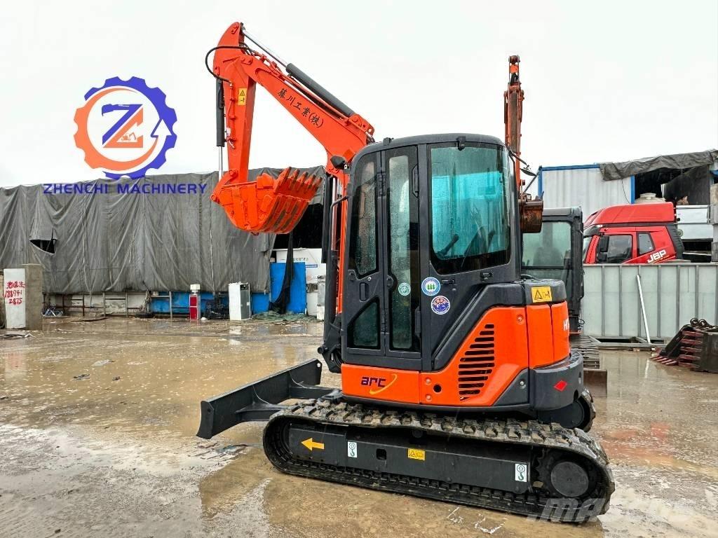 Hitachi ZX 50 Miniekskavaatorid < 7 t