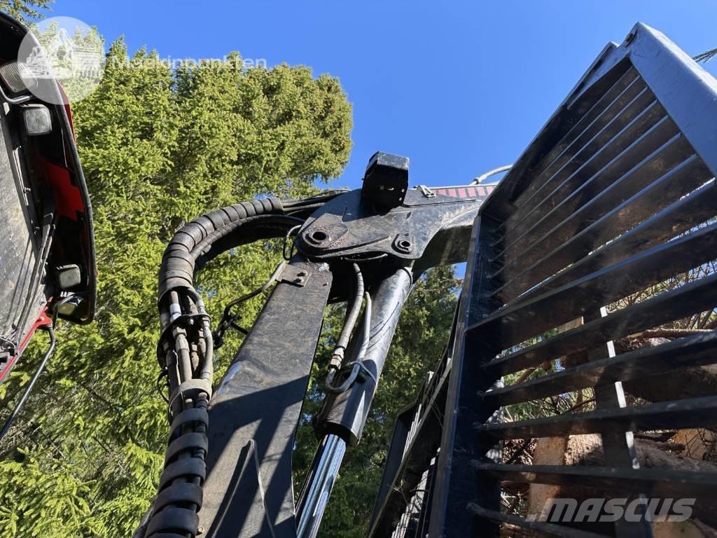 Komatsu 845 Forwarderid