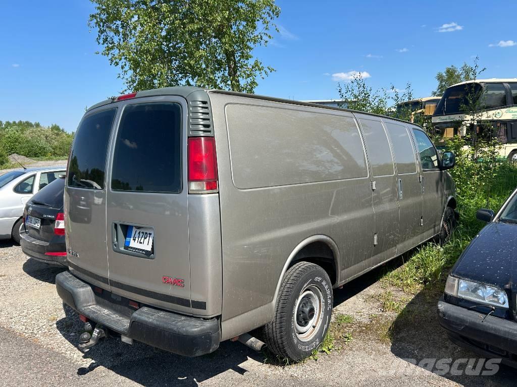 GMC Savana G3500 Kaubikud