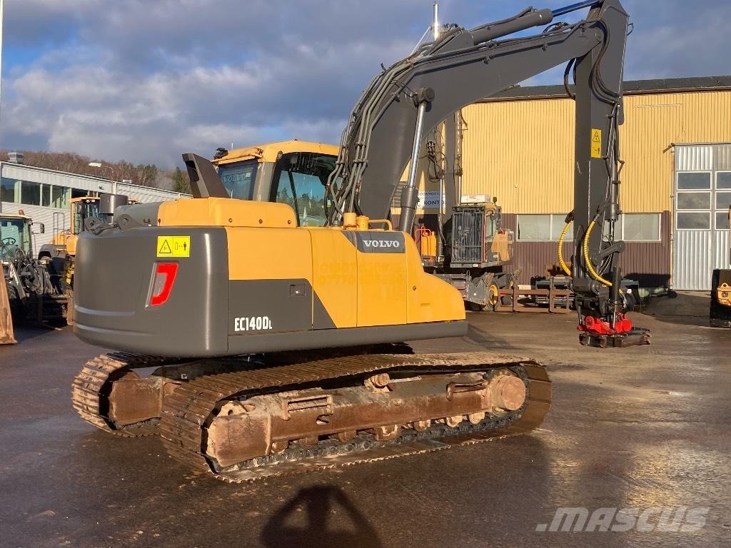 Volvo EC 140 DL Roomikekskavaatorid