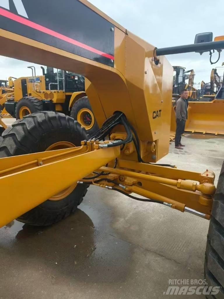 CAT 140K Greiderid