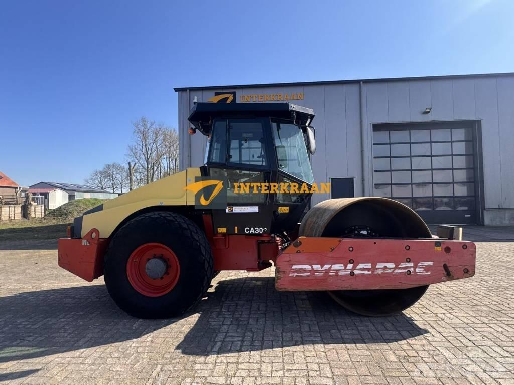 Dynapac CA 302 D Ühe trumliga rullid