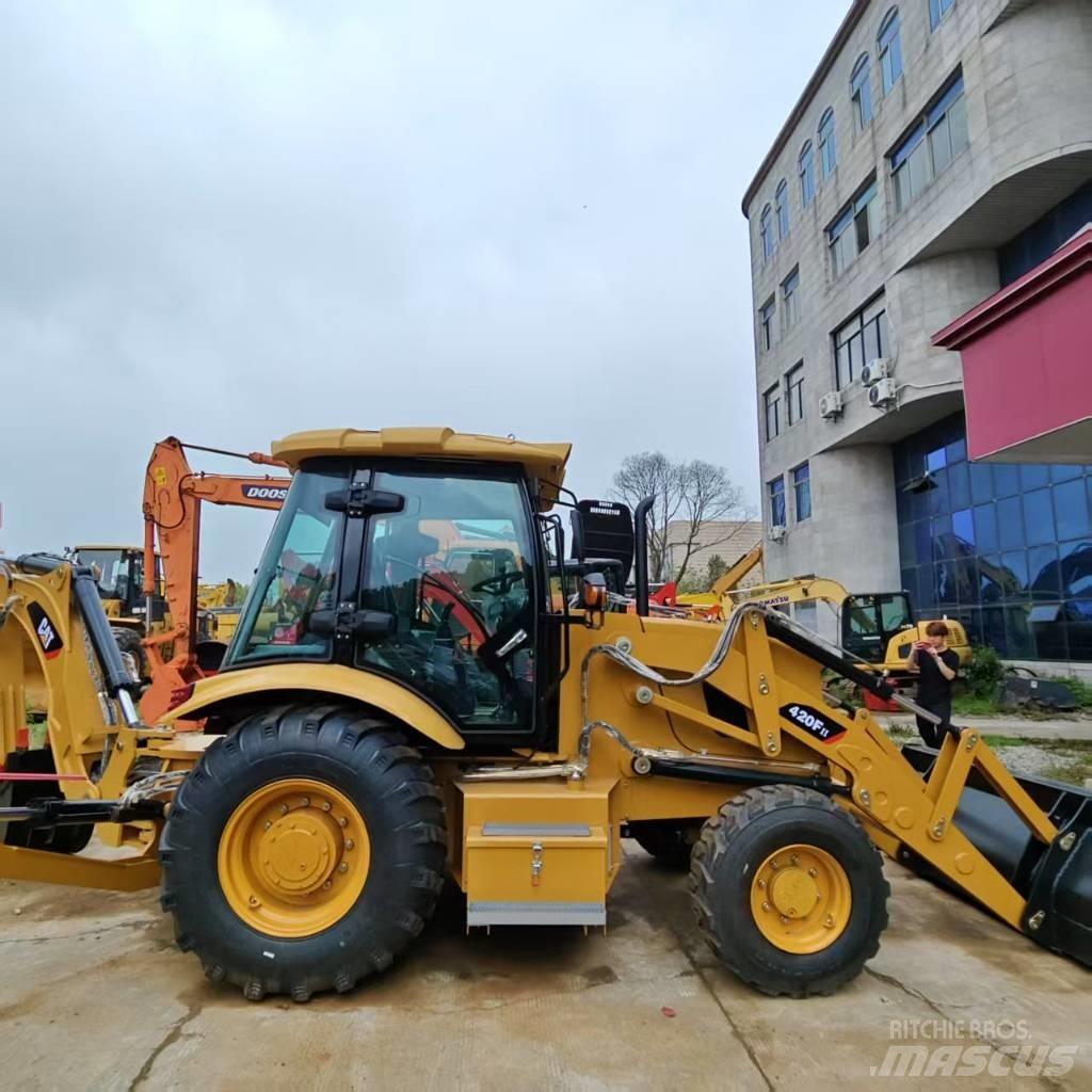 CAT 420 F Ekskavaatorlaadurid