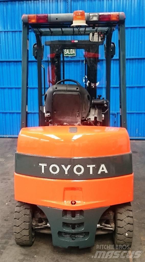 Toyota 7 FBMF 25 Elektritõstukid