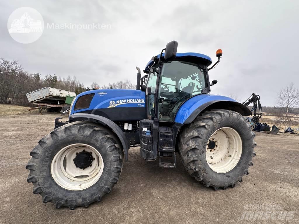 New Holland T 7.185 Traktorid