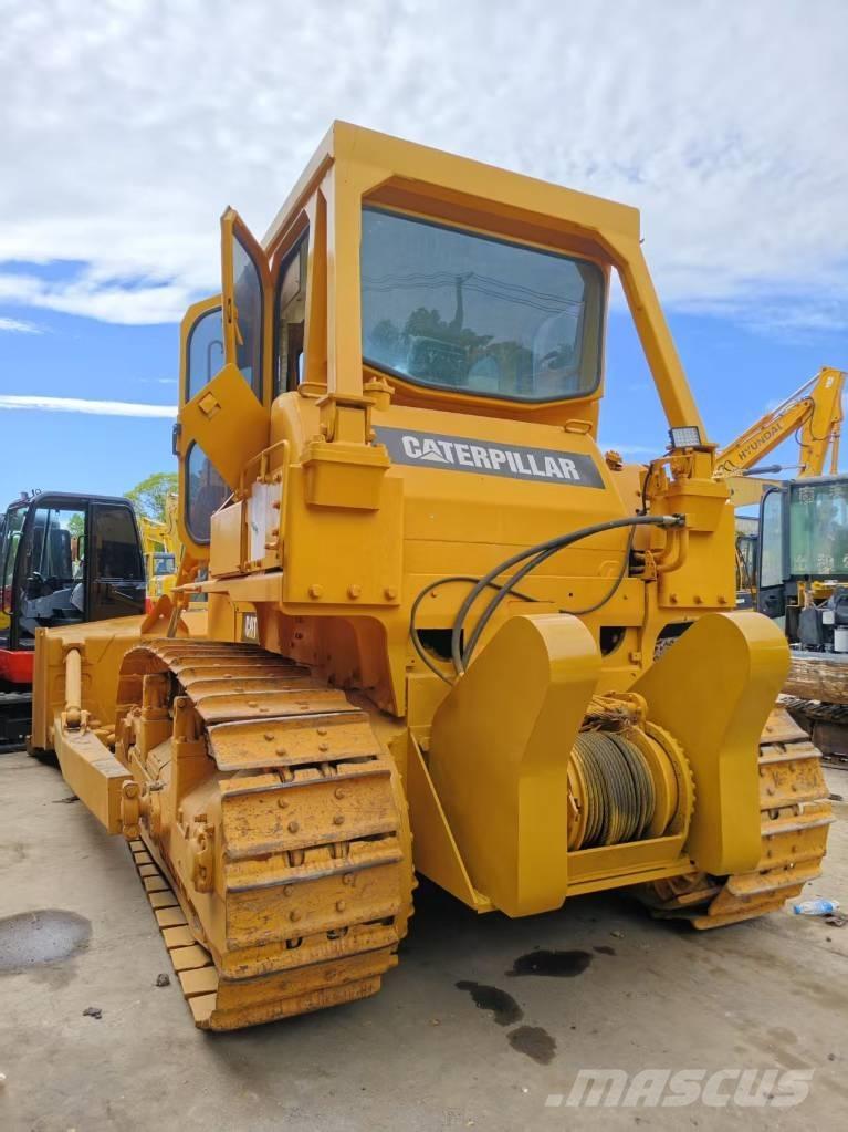 CAT D 7 G Buldooserid