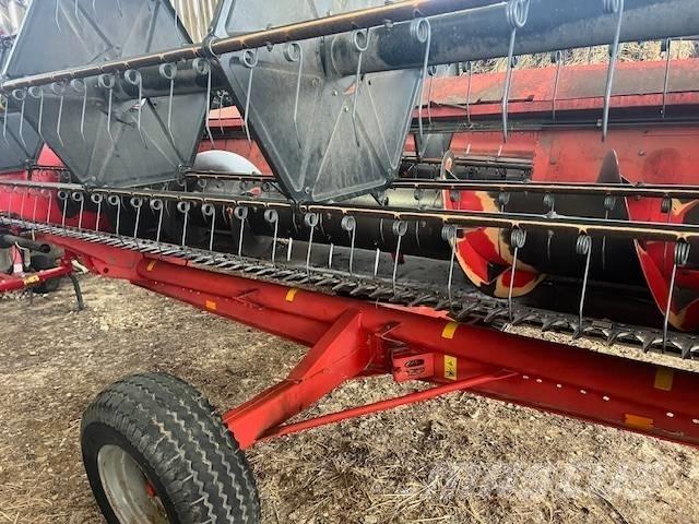 Massey Ferguson 30 Teraviljakombainid