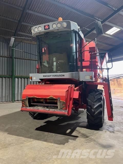 Massey Ferguson 30 Teraviljakombainid