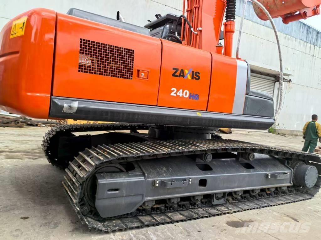 Hitachi ZX 240 HG Roomikekskavaatorid