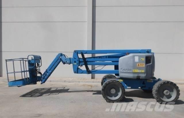 Genie Z45/25JRT Iseliikuvad poomtõstukid