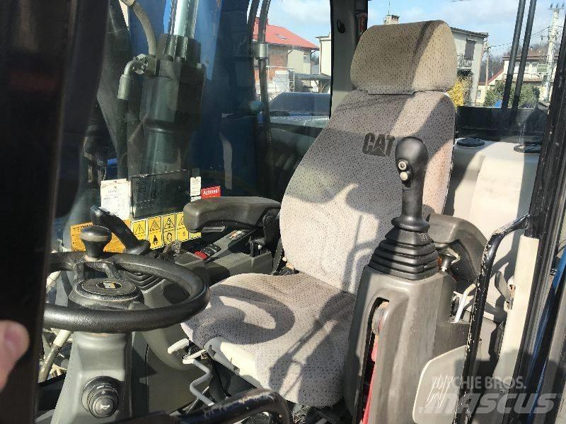 CAT M318f 318 f Ratasekskavaatorid