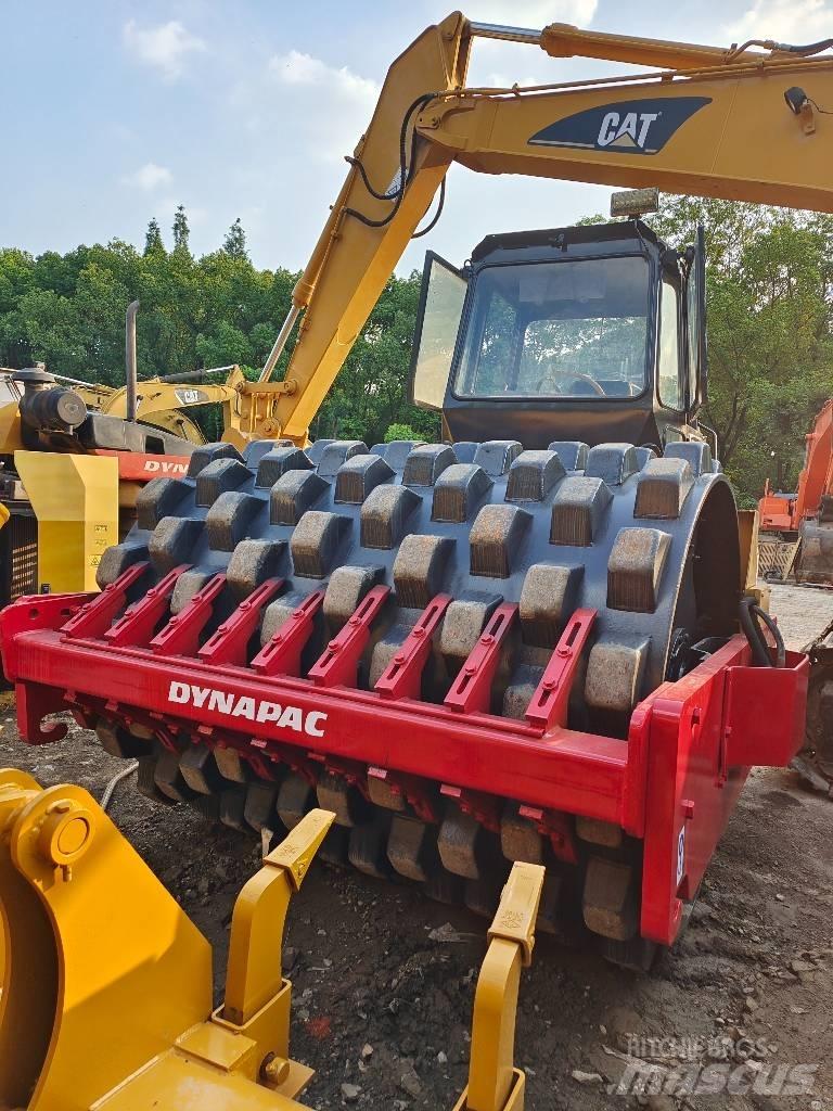 Dynapac CA 301 D Ühe trumliga rullid