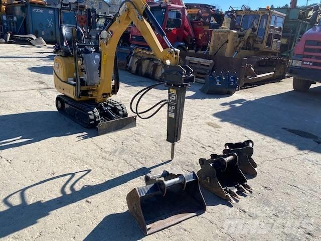 CAT 300.9 D Miniekskavaatorid < 7 t