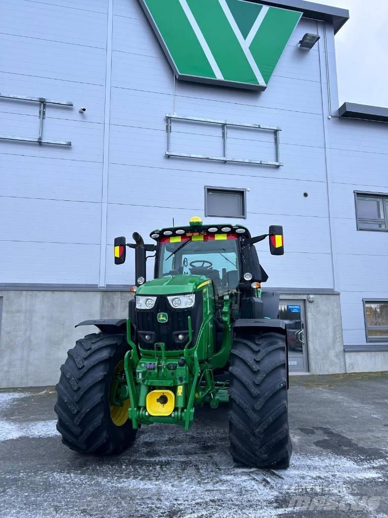 John Deere 6250 R Traktorid