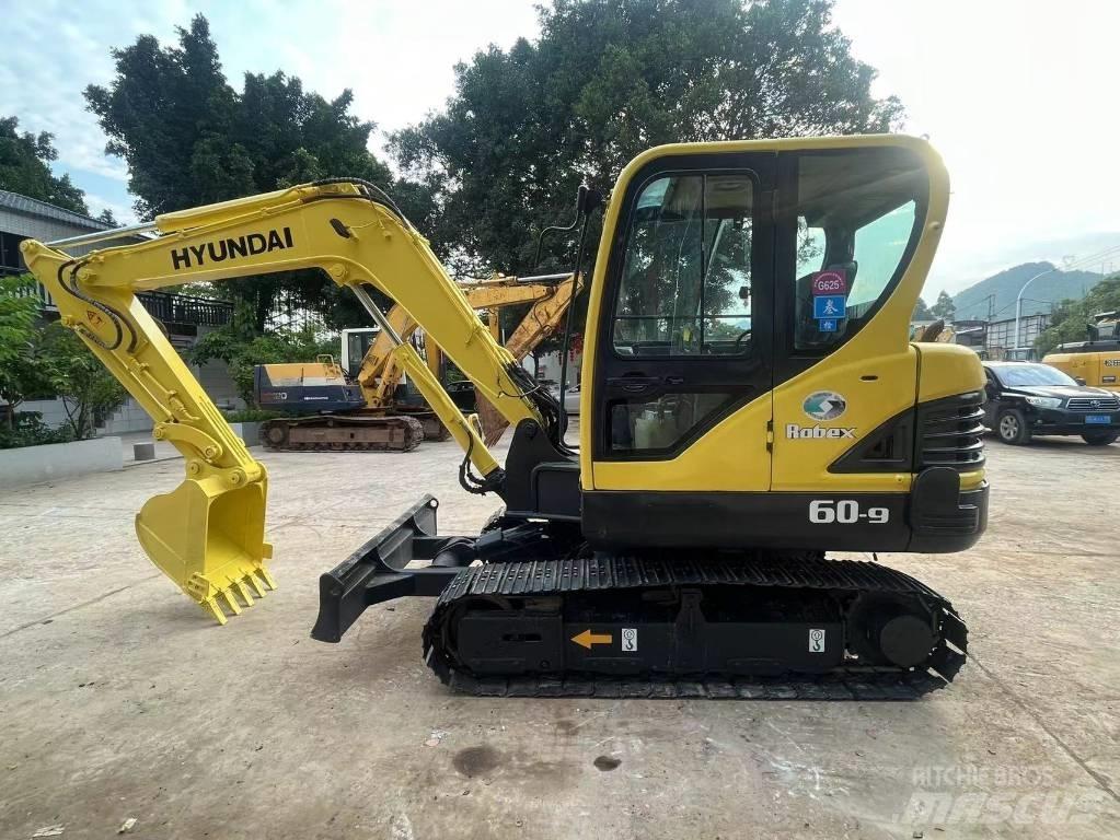 Hyundai R60-9 Roomikekskavaatorid