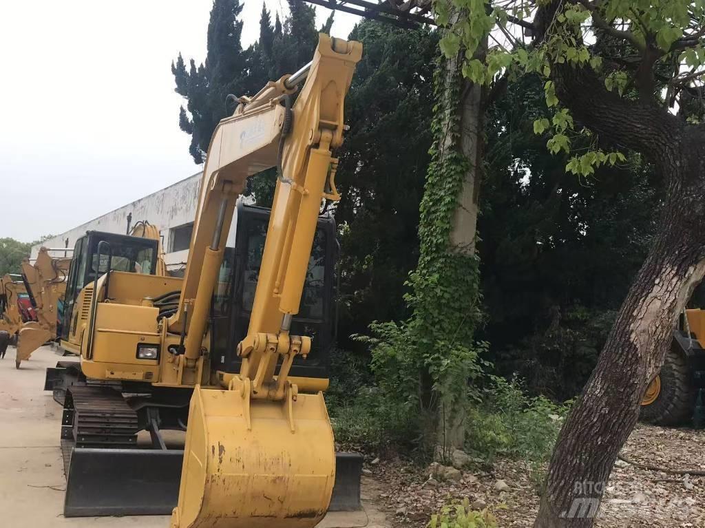 Komatsu PC 700 LC-8 Roomikekskavaatorid