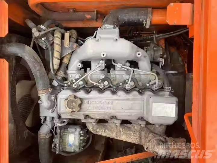 Hitachi EX60 Miniekskavaatorid < 7 t