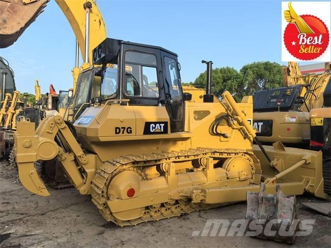 CAT D 7 G Buldooserid